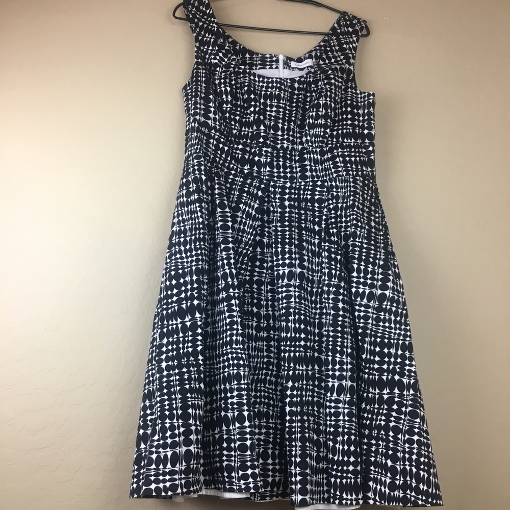 Calvin Klein Black and white sleeveless dress